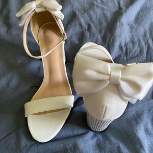 JJ’s House white bridal shoes